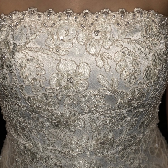 Wedding dress size 6 - Picture 4 of 6